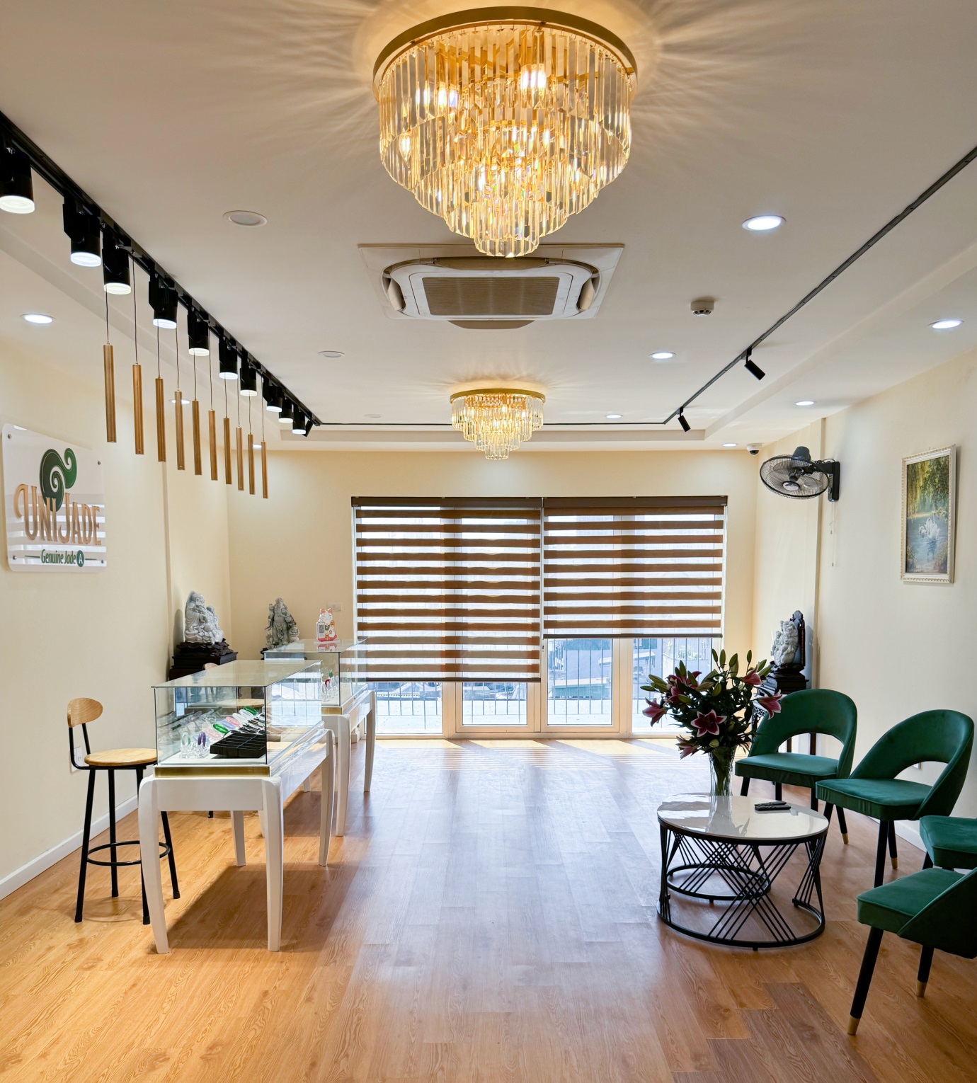 Thương hiệu UniJade: Khi ngọc phỉ thúy không chỉ đơn giản là trang sức … 